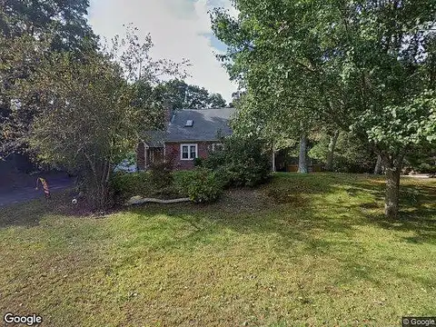 Lake Shore, SANDWICH, MA 02563