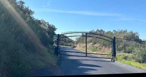 Silverleaf, VISTA, CA 92084