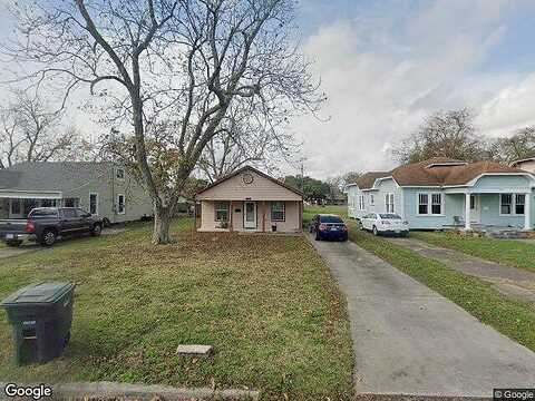 4Th, PORT ARTHUR, TX 77642