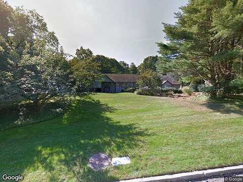 Cedarwood, SYOSSET, NY 11791