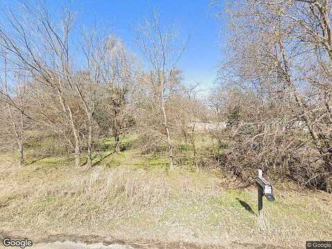 Faye, SPRINGTOWN, TX 76082