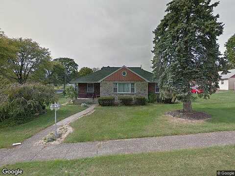 1St, WHITEHALL, PA 18052