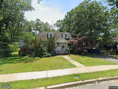 Central Ave, LAKEWOOD, NJ 08701