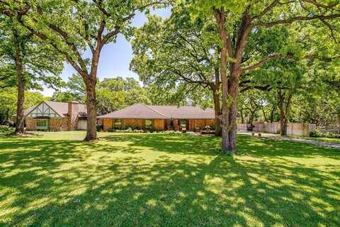 332 Driftwood Court, Azle, TX 76020