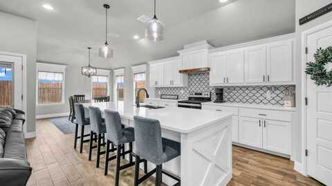 905 Rodgers Avenue, Godley, TX 76044
