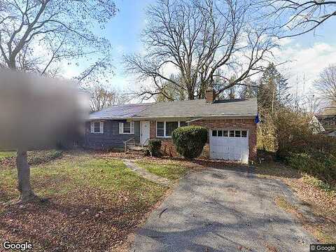 Hartman Hill, HUNTINGTON, NY 11743