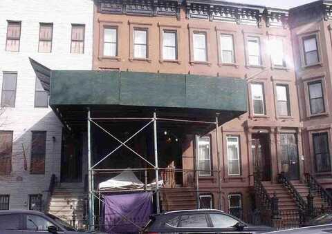 Madison, BROOKLYN, NY 11221