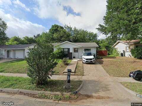Lilly, ARLINGTON, TX 76010