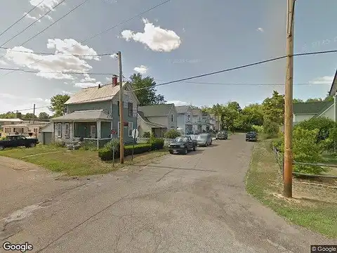 Cross, UHRICHSVILLE, OH 44683