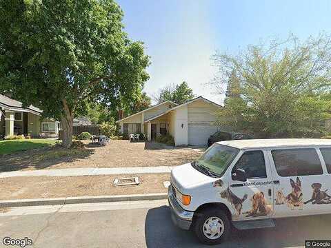 Capitola, FRESNO, CA 93722
