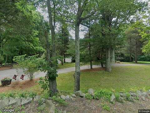 Main, BERKLEY, MA 02779