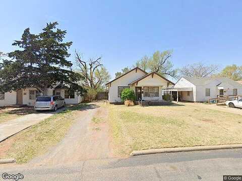 15Th, CLINTON, OK 73601