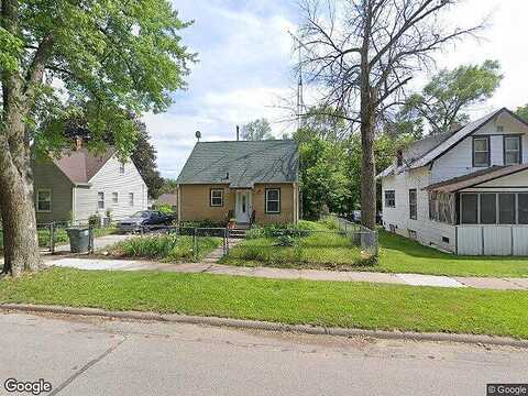 Gable, WATERLOO, IA 50703