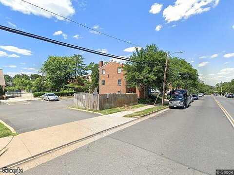 N Armistead Street 102, Alexandria, VA 22312