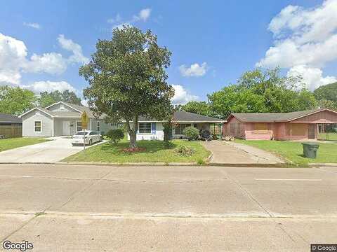4Th, BEAUMONT, TX 77705