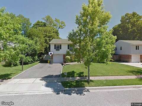 Pickwick, SYOSSET, NY 11791