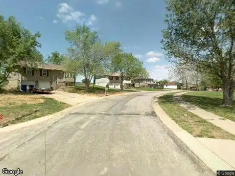 Amesbury, BLUE SPRINGS, MO 64015