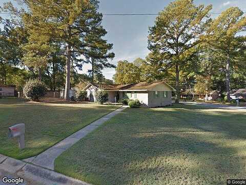 Marci, COLUMBUS, GA 31907