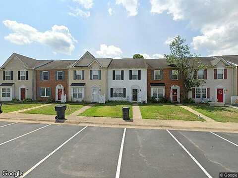 Leighann, FREDERICKSBURG, VA 22408