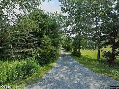 Main, BERKLEY, MA 02779