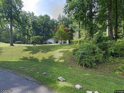 Dustin, BURTONSVILLE, MD 20866