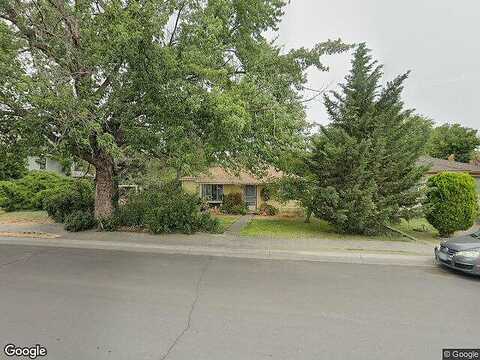 Gladys, HERMISTON, OR 97838