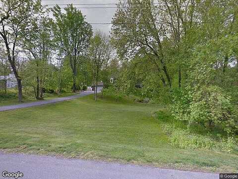 Hill And Hollow, HYDE PARK, NY 12538