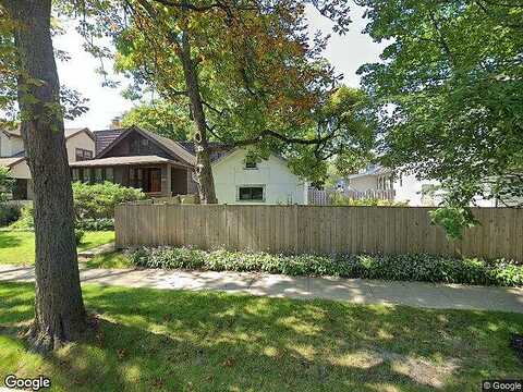 Chestnut, WINNETKA, IL 60093