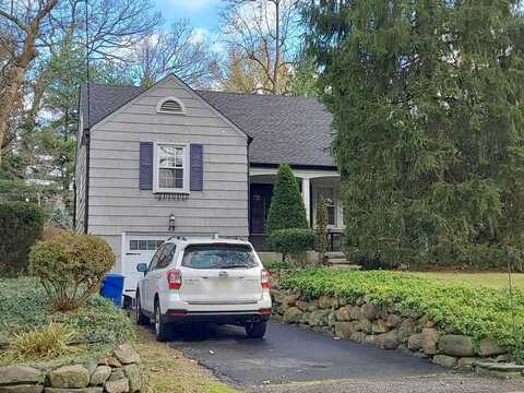 Freeman, ROSELAND, NJ 07068