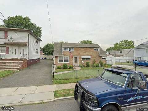 Spruce, CARTERET, NJ 07008