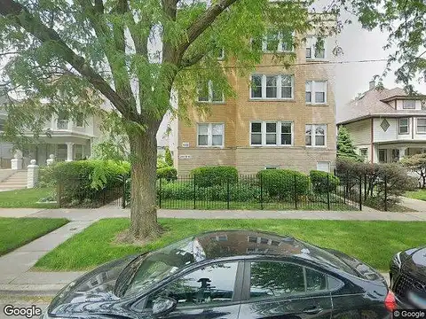 W Warner Ave, Chicago, IL 60641