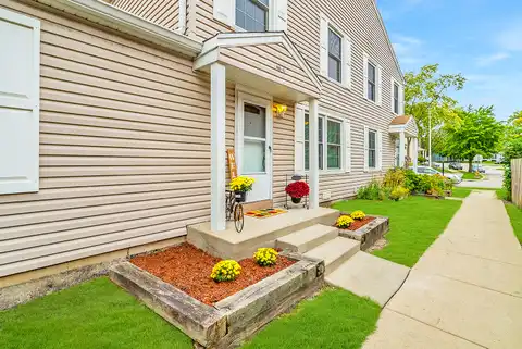 James, GLENDALE HEIGHTS, IL 60139
