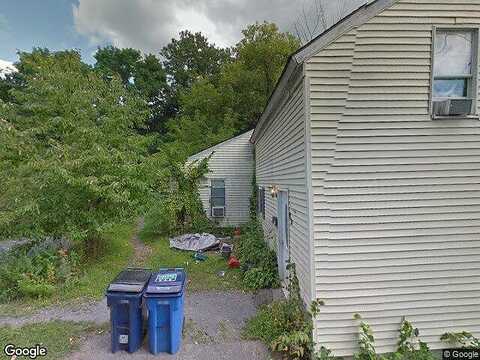 1St, CASTLETON ON HUDSON, NY 12033