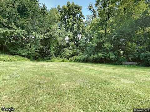 Essex, BROOKFIELD, CT 06804