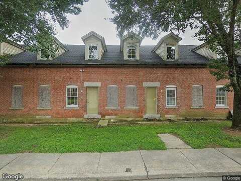 Front, BROOKLYN, CT 06234