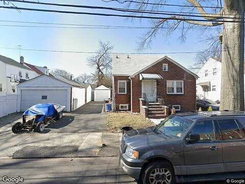 Field Pl, NEWARK, NJ 07112