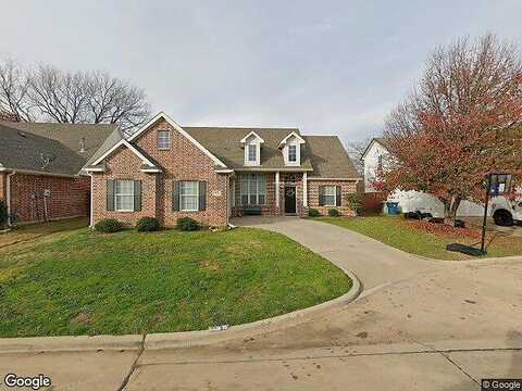 Mattie, LAKE DALLAS, TX 75065