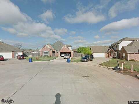 1St, STILLWATER, OK 74074