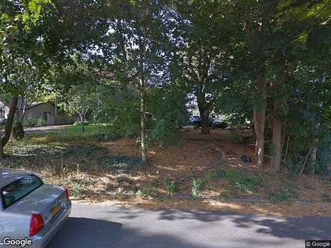Landing, SMITHTOWN, NY 11787