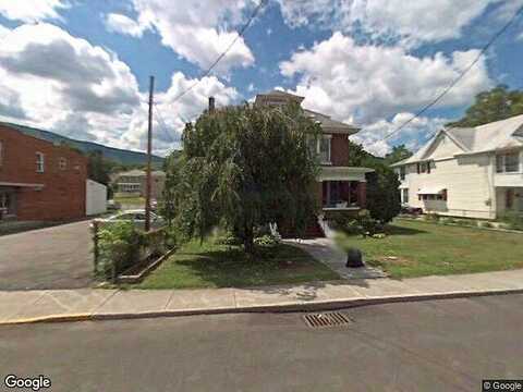 Main, NARROWS, VA 24124