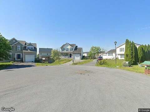 Dwight, MARTINSBURG, WV 25405
