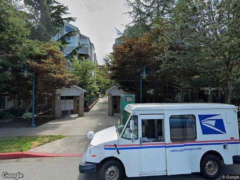 7Th, KIRKLAND, WA 98033