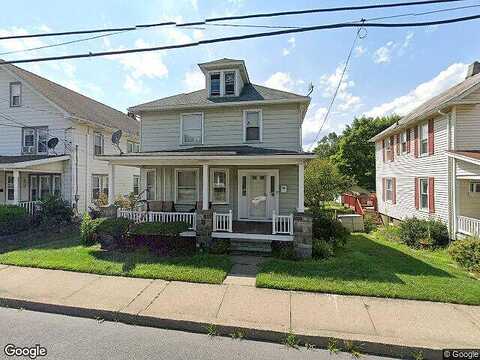 Courtland, EAST STROUDSBURG, PA 18301