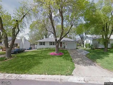 Pine, BELTON, MO 64012