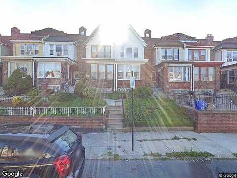 8Th, PHILADELPHIA, PA 19120