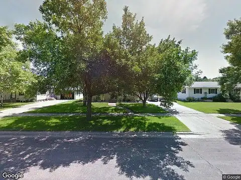 6Th, EAST GRAND FORKS, MN 56721