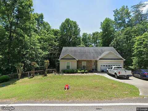 Golden, DAHLONEGA, GA 30533