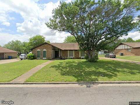 Pinewood, HEWITT, TX 76643
