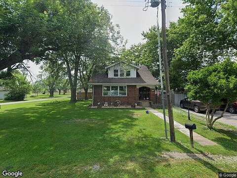 5Th, NEW DOUGLAS, IL 62074