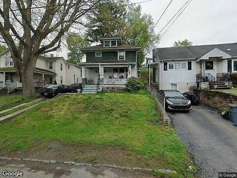 Grove, AVOCA, PA 18641